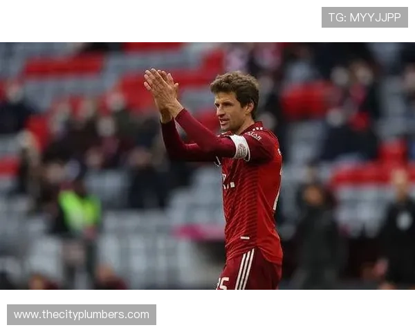 拜仁战术调整后攻防效率提升，近期表现稳健