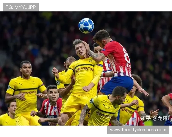 多特关键比赛表现不佳：对赛季走势形成制约，竞争趋紧局面变化