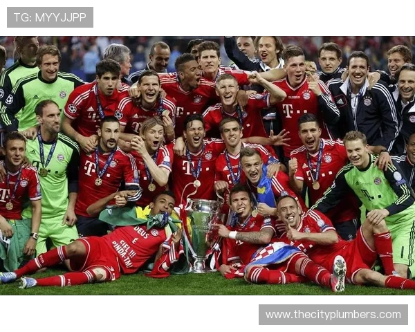 拜仁慕尼黑深陷战术困局:高位逼抢失灵,豪门地位遭遇新挑战 拜仁慕尼黑深陷战术困局:高位逼抢失灵,豪门地位遭遇新挑战